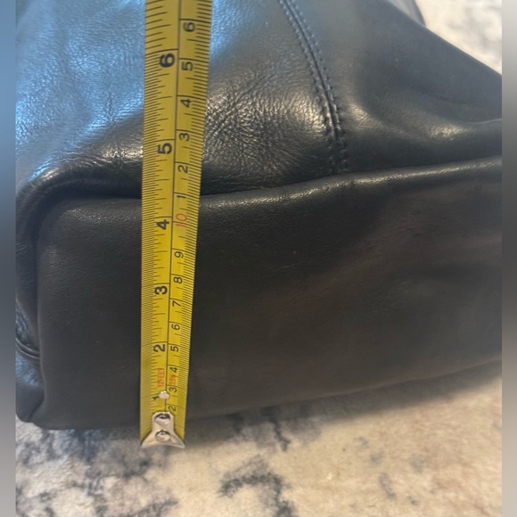 LATICO Two tone Leather Shoulder Bag Black Brown Modern - Picture 9 of 9